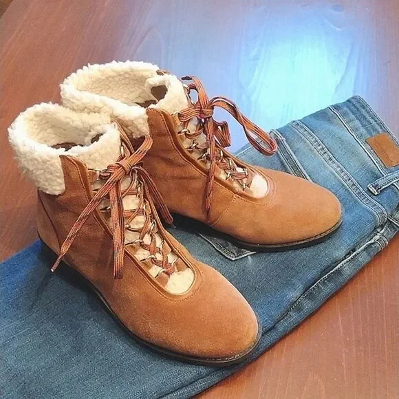 NWOT Crown & Ivy "June" Ankle Boot, Size 7, Cognac Color, Suede w/ Faux Fur Trim - Picture 2 of 6